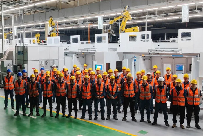 点赞 | EBET易博公司装配工厂喜获自治区“工人先锋号”称号